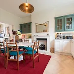 Pass The Keys Elegant 3Bedroom Flat In The Heart Of Notting Hill